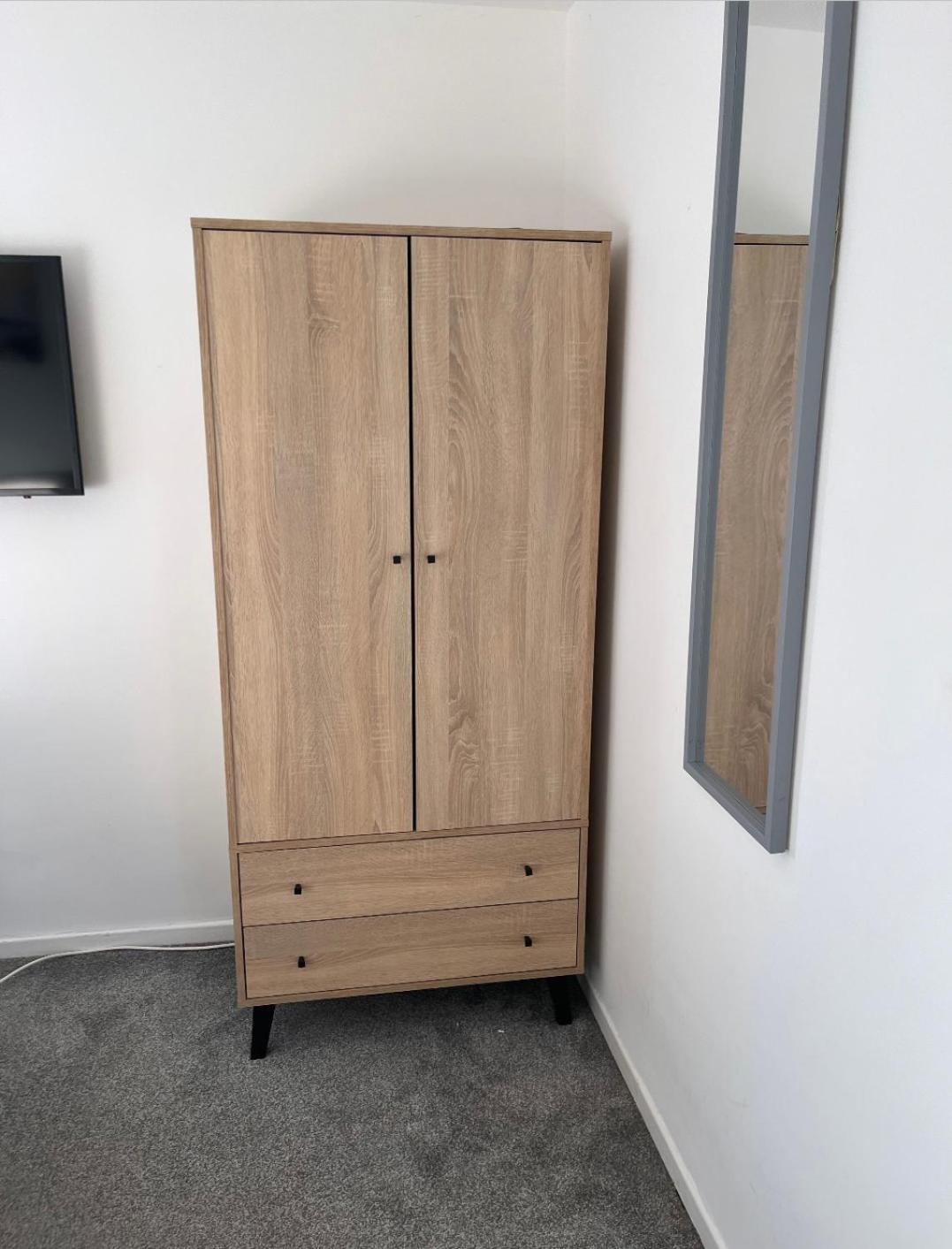 Newly Refurbished Beautiful Location 1 Bedroom Residential House كراملينجتون المظهر الخارجي الصورة